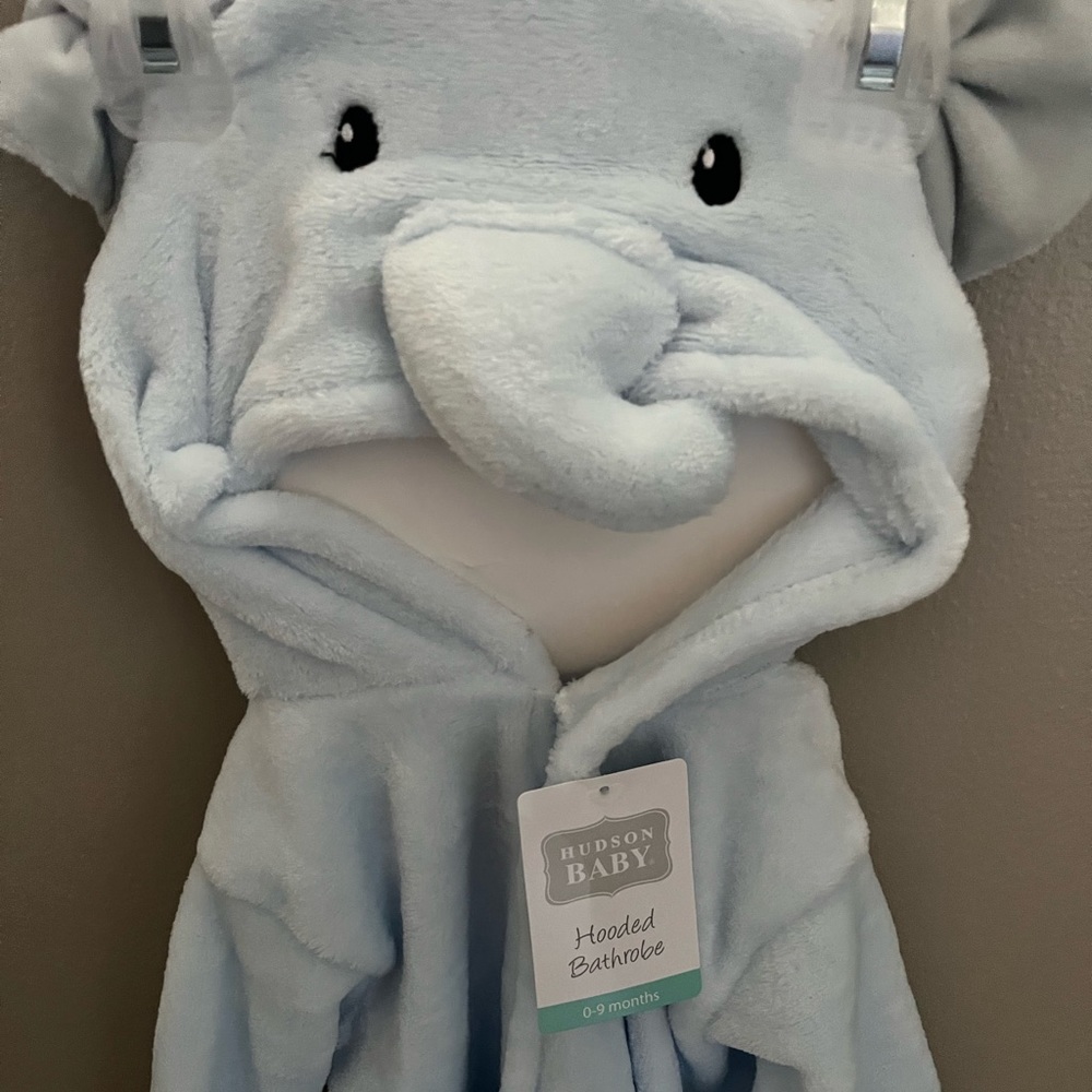 Hudson Baby Elephant Hooded Bathrobe